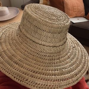 Straw hat